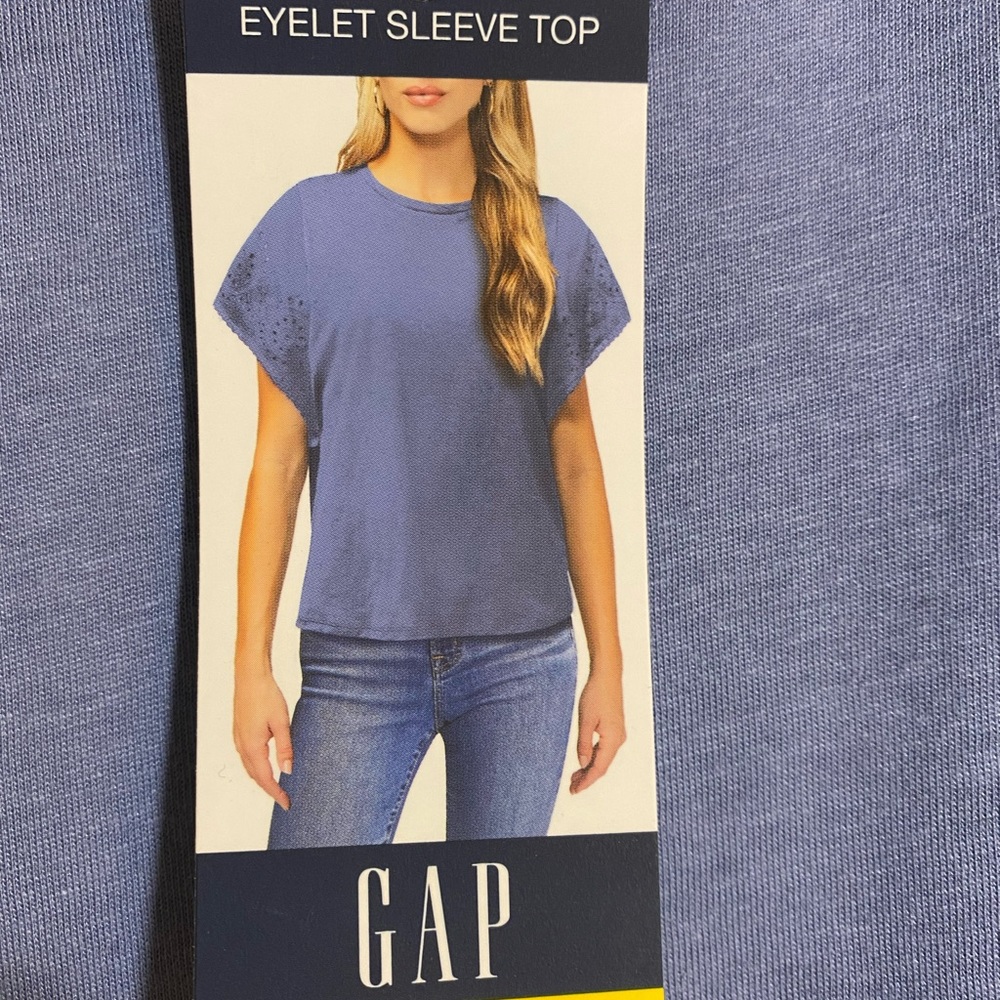 Gap blouse Med BN